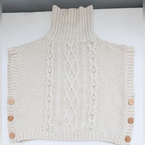 Nula Bug Kids' (Size 8) Sleeveless Cream Cable-Knit Turtleneck Sweater Vest